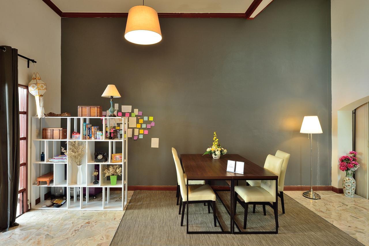 בנגקוק Lost And Found Bed And Breakfast מראה חיצוני תמונה