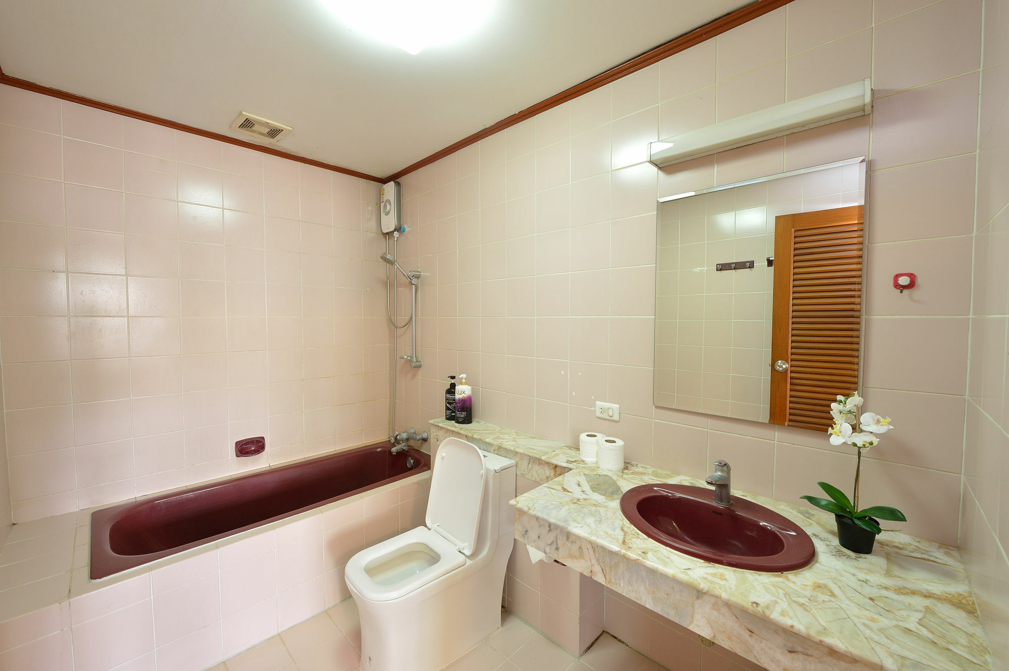 בנגקוק Lost And Found Bed And Breakfast מראה חיצוני תמונה